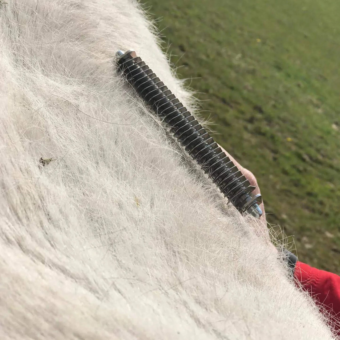 Smart Coats Coat Thinning Rakes